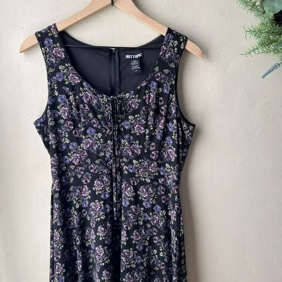 Hot Topic Vintage Purple Rose Hi-Low Hem Dress - Picture 2 of 12